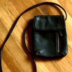 Black Leather TIGNANELLO Crossbody Shoulder Strap Silver Zipper Purse Bag